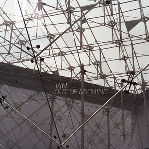 嫲嫲让我脱了内裤C她
